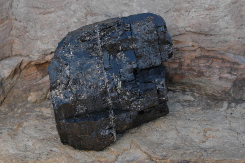 Image of a lump of coal.