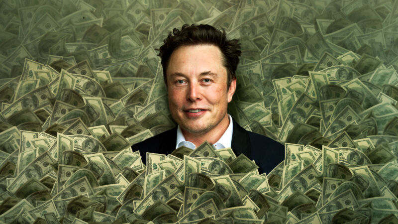 Una imagen retocada con Photoshop de Elon Musk emergiendo de una enorme pila de dinero.