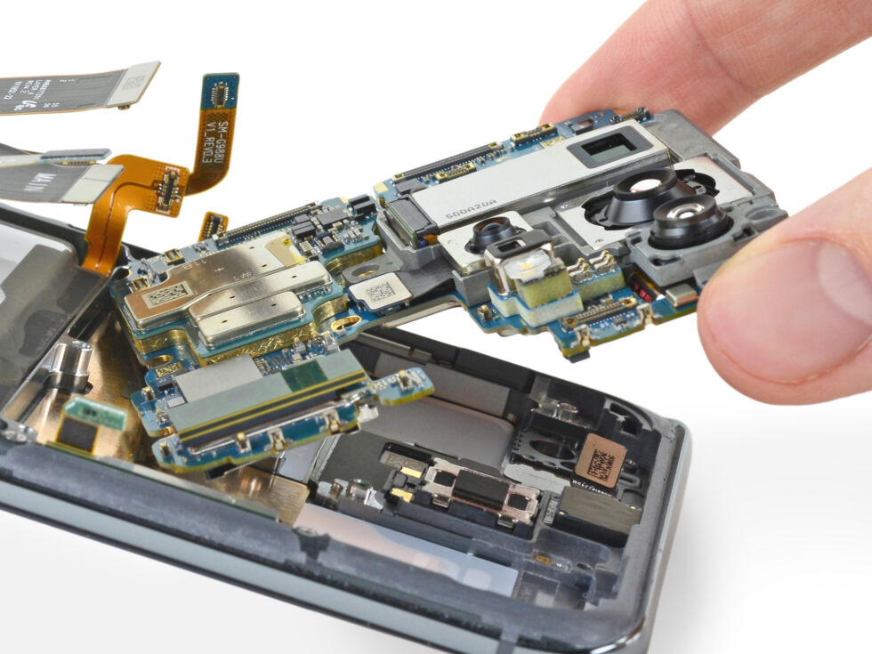 Teardown. Galaxy s10 motherboard. A1550 Teardown. Note 20 Ultra Teardown. Teardown движок.