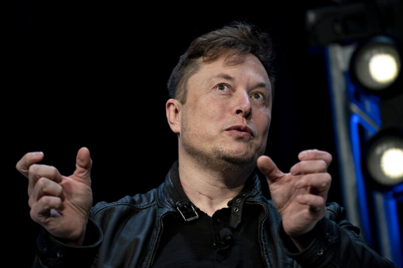 Elon Musk, founder of SpaceX and chief executive officer of Tesla, says that his companies could help fill the gap in the event of a ventilator shortage.