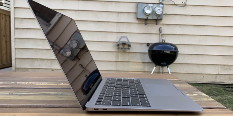 MacBook Air 2020 review: The most boring Mac is among the best