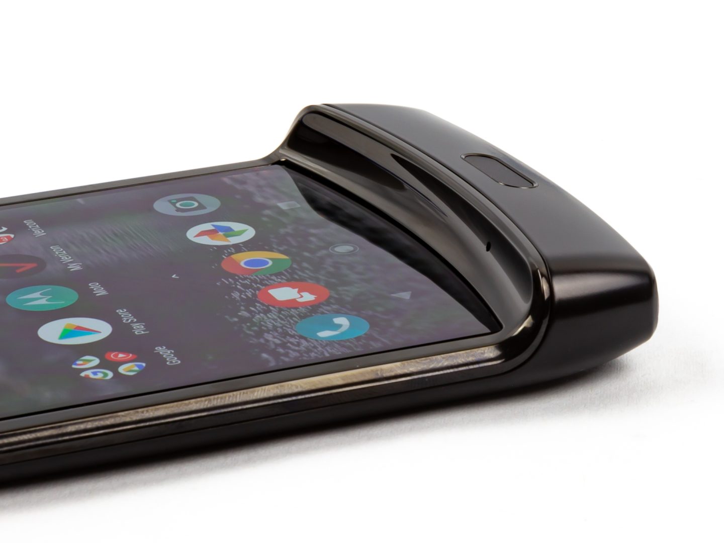 , Motorola tager et andet sving på en moderne Moto Razr genstart