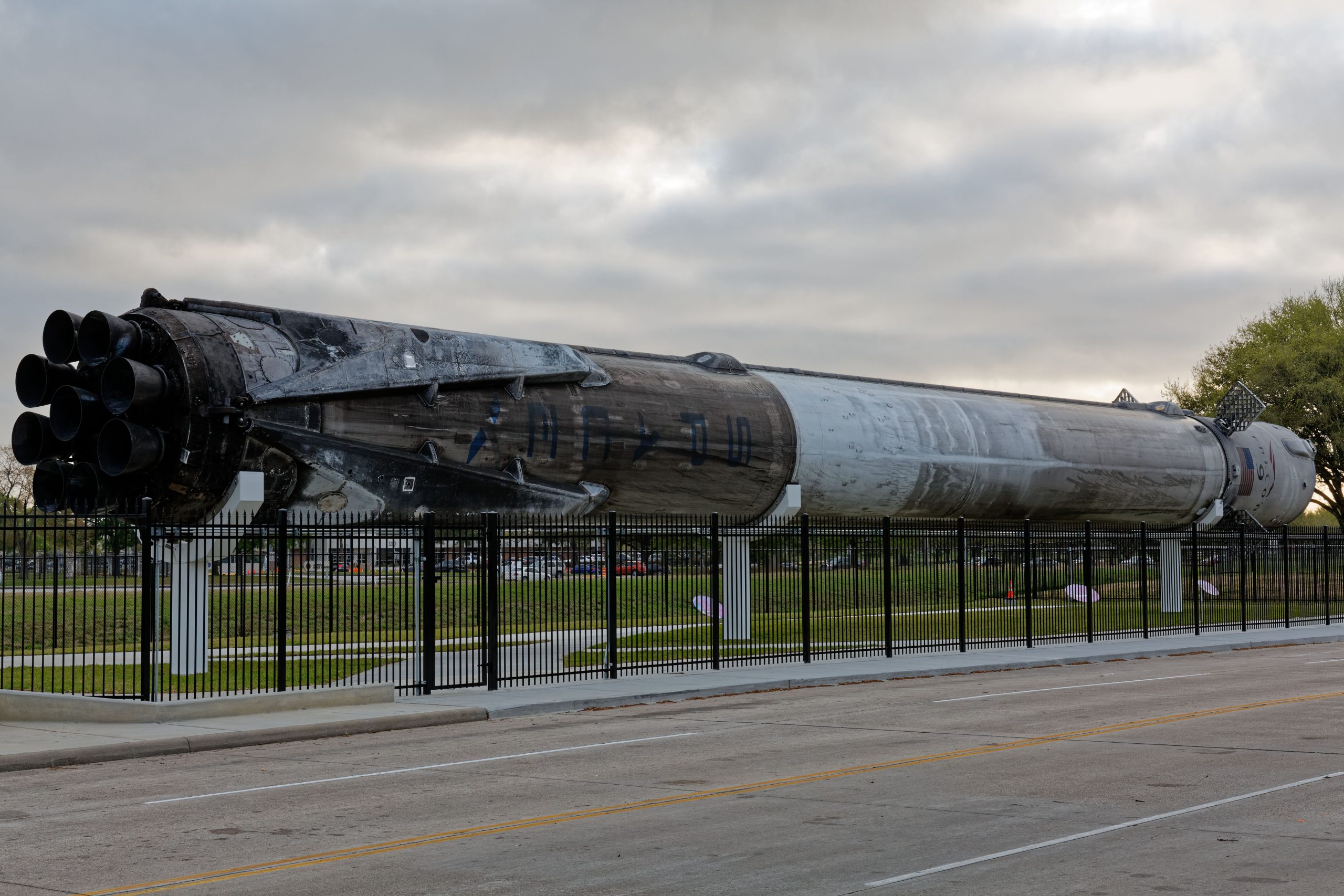 Space Center 10周年　ヒューストン　コダック ブラックスター SpaceX launches four astronauts to International Space