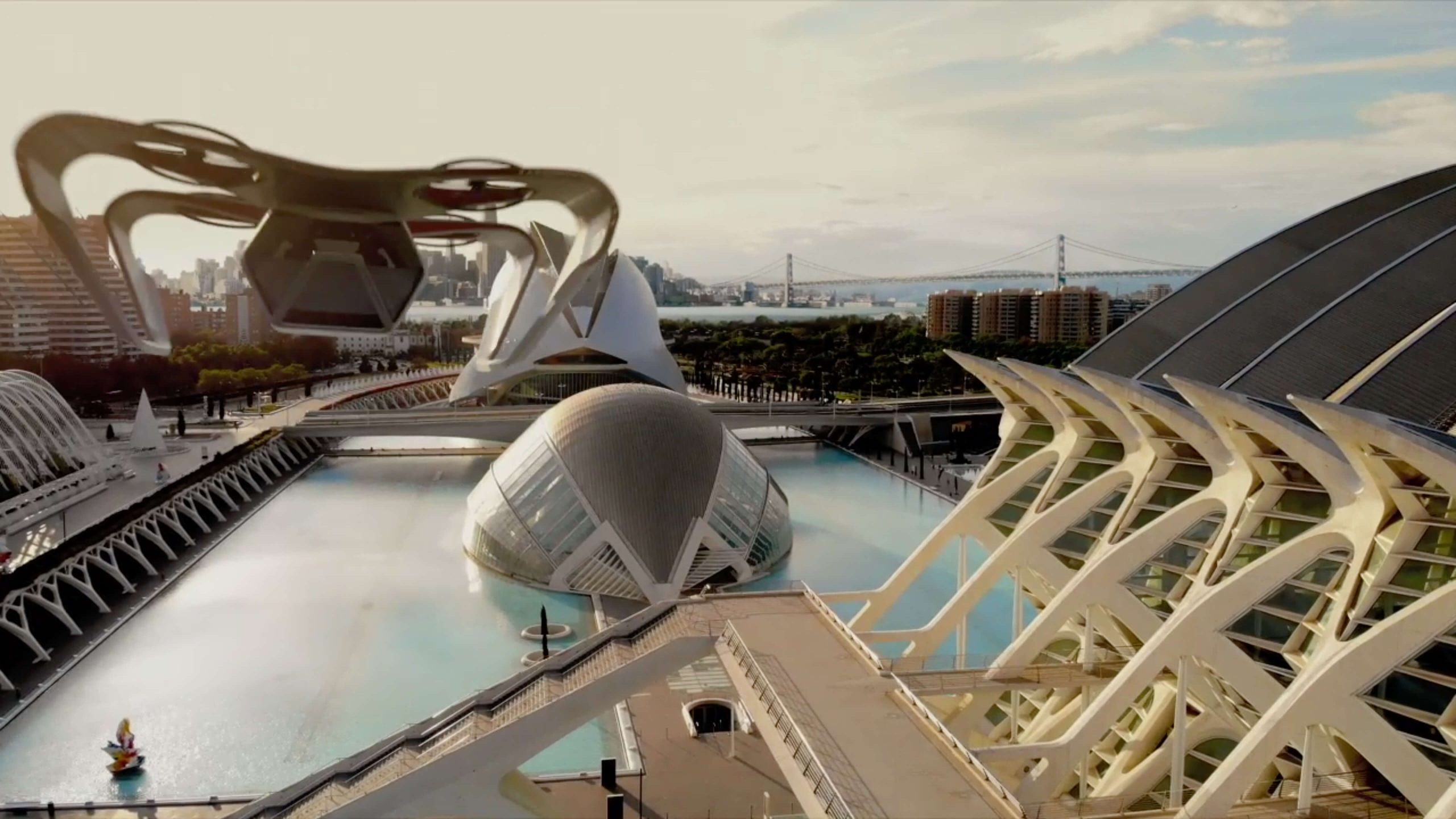 Image of the Valencia opera house