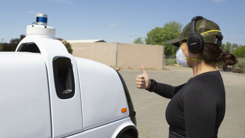 Delivery robots move medical supplies to help with COVID-19 response