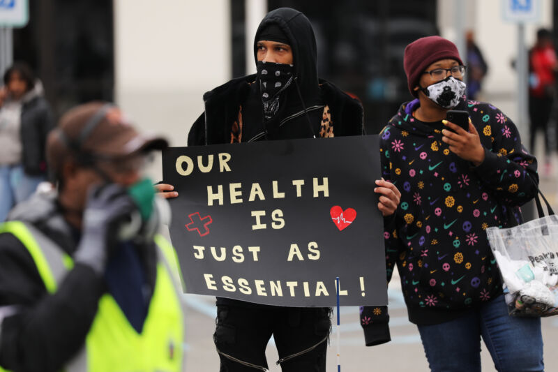 Amazon employees protest over conditions at the company's Staten Island distribution facility on March 30, 2020.