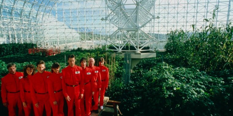 Review: Revisit the controversial Biosphere 2 project with Spaceship Earth thumbnail