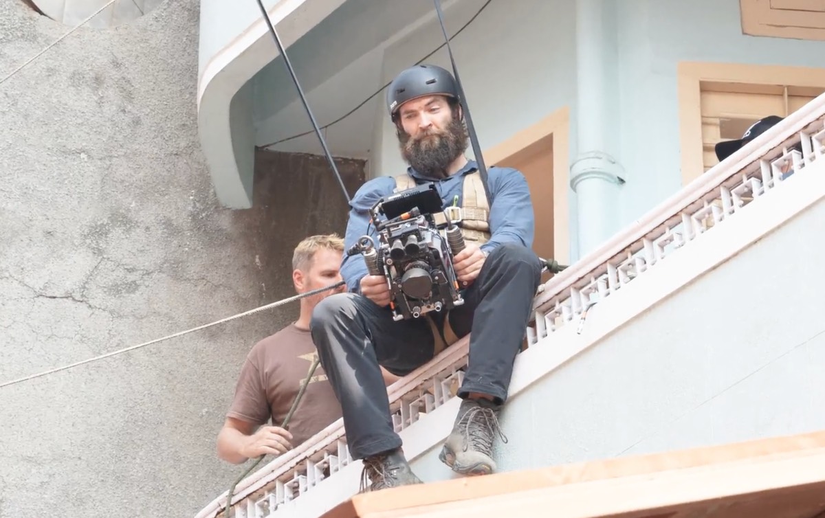 Extraction Videos How Netflix’s Extraction engineered a 12-minute, one-shot action ...