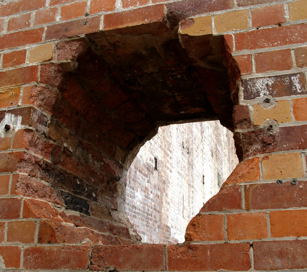 Hole In Wall 
