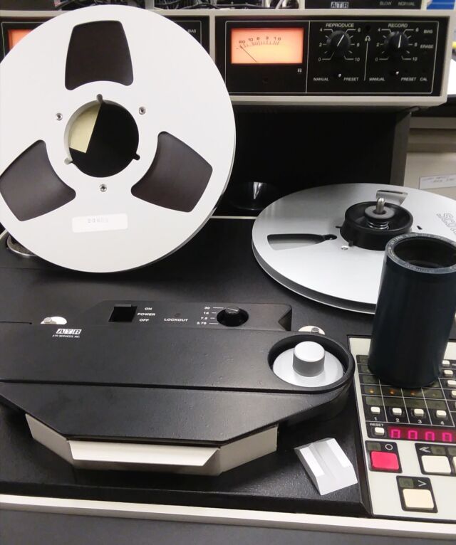 Here's why “baking” damaged reel-to-reel tapes renders them