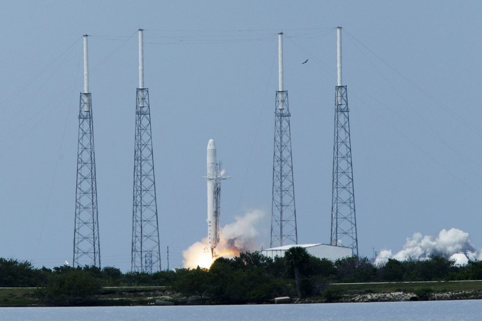 A shot of the Falcon 9 rocket at the liftoff on June 4, 2010.