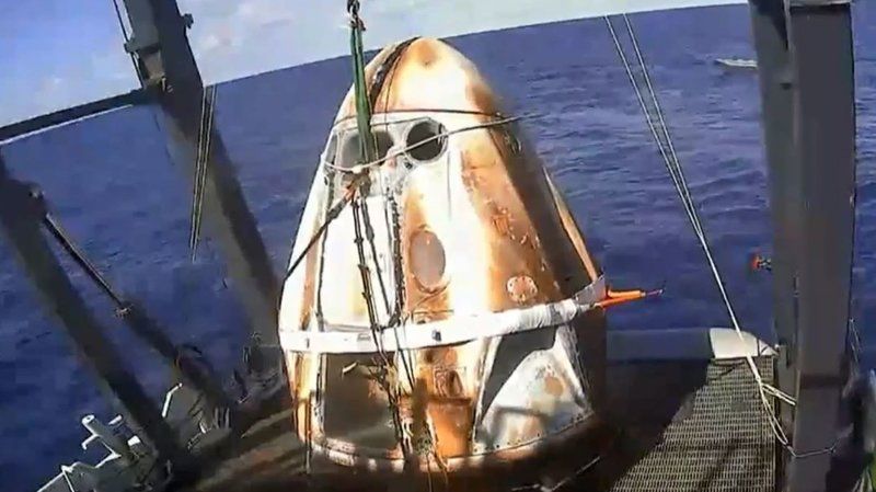 Video still image of Crew Dragon after its first flight in 2019.