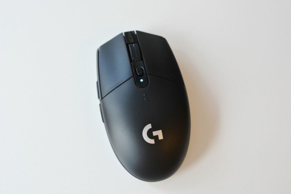 logitech-g305-wireless-1-980x654.jpg