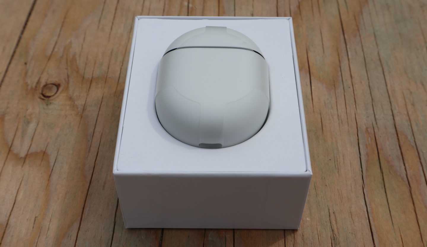 , Pixel Buds 2 anmeldelse: Disse øretelefoner er “meget bedre end OK,” Google