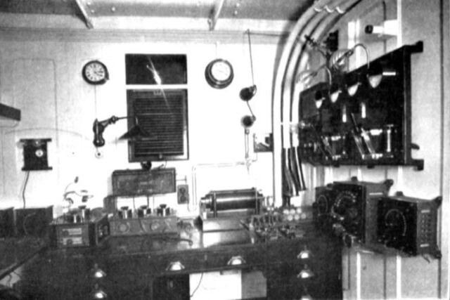 Marconi company receiving equipment for a 5 kilowatt ocean-liner station.