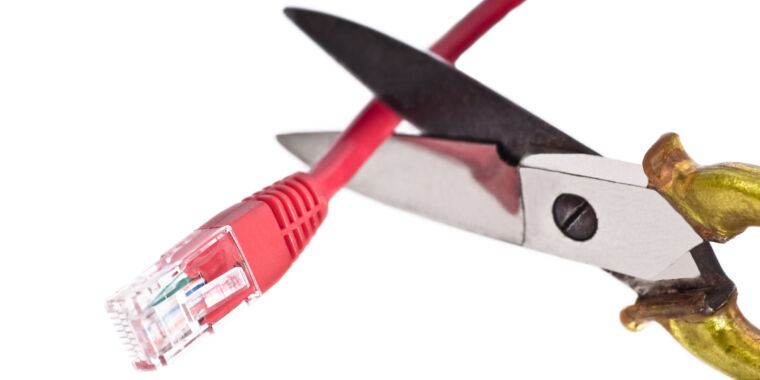 Cable ISP warns “excessive” uploaders, says network does not support heavy usage