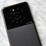 This is Light's prototype smartphone with nine lenses.