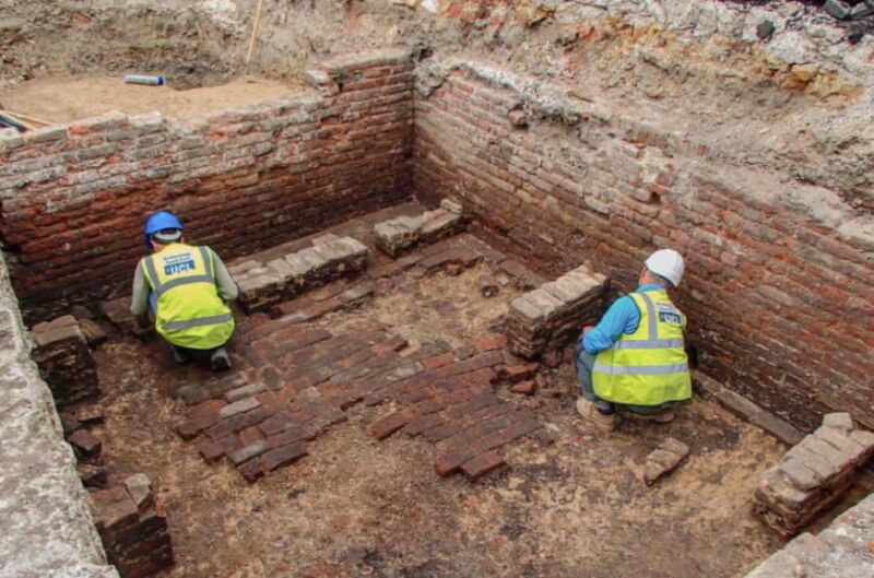 Archaeologists may have found site of the Red Lion, London’s first playhouse