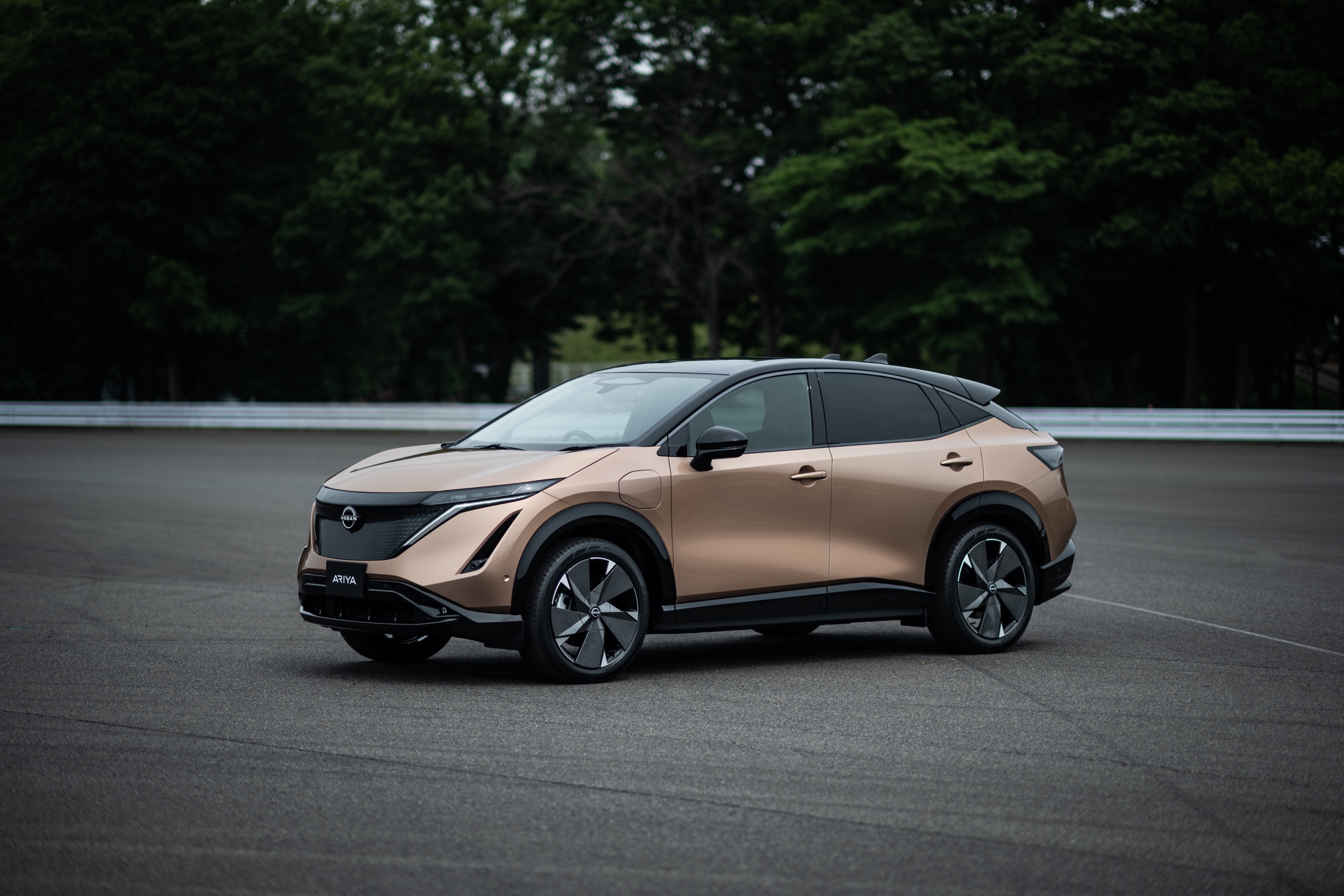 Electric crossover deals 2020