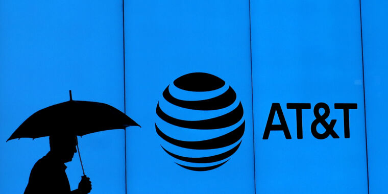 AT&T mesiac nedokázali opraviť pokazený internet muža z Ohia