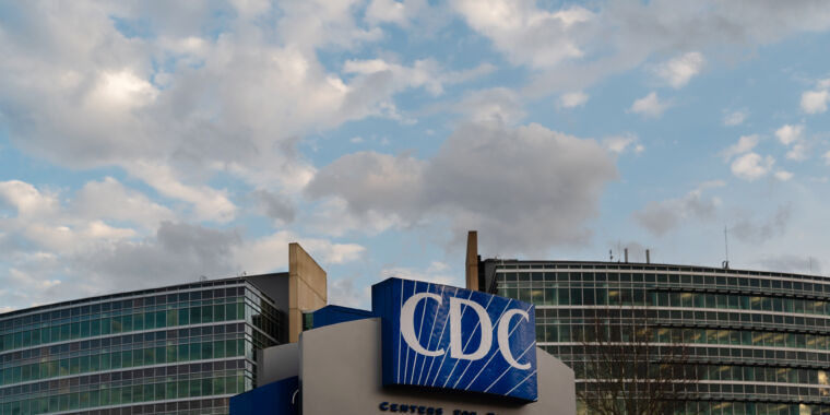 Une épidémie de COVID lors d’un rassemblement du CDC infecte 181 détectives de la maladie