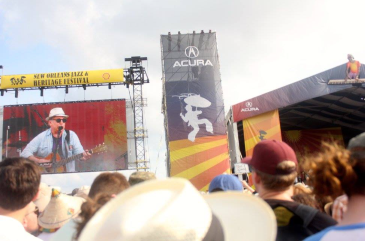 Not yet featured in a WWOZ "fest in place," but here's one vote for re-airing Paul Simon's performance from 2016.