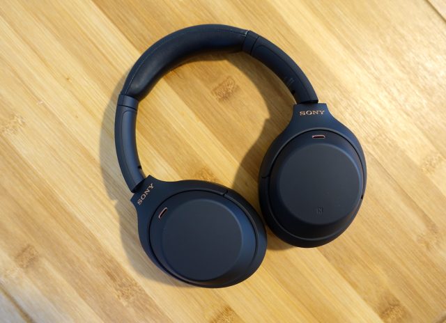 Sony's WH-1000XM4 is an excellent choice between a noise-canceling wireless headset.