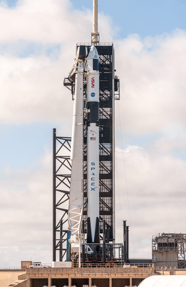 Image of a Falcon 9 rocket and Crew Dragon spacecraft.