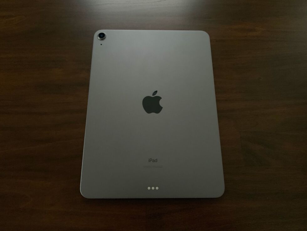 iPad-Air-2020-back-980x740.jpg