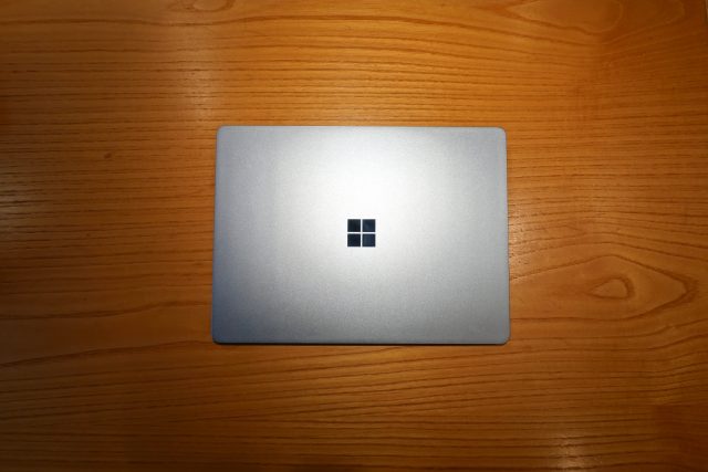 De Surface Laptop Go van Microsoft heeft een strak en goed gebouwd ontwerp.