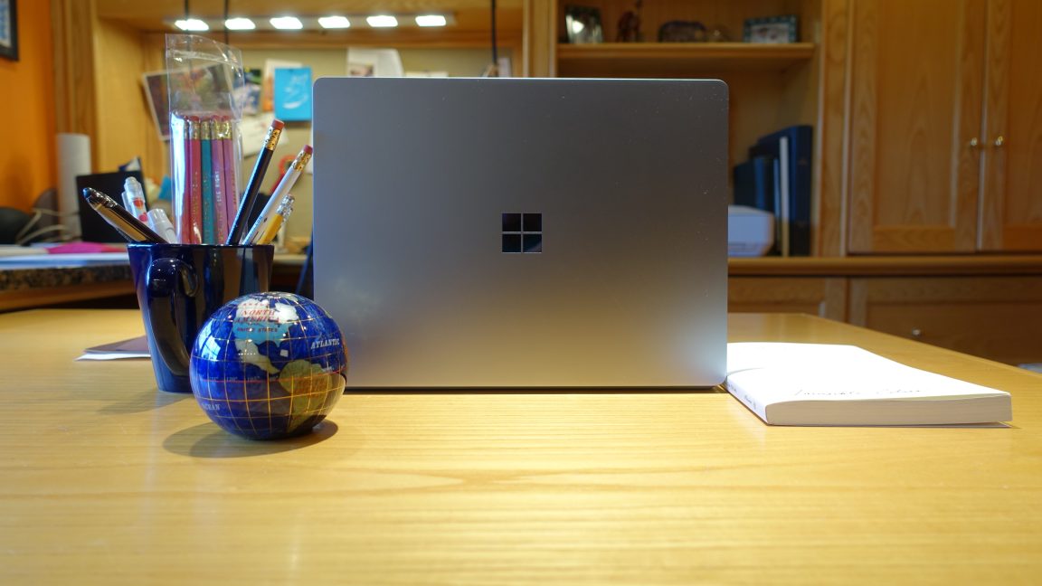 surface-laptop-go-12-b-