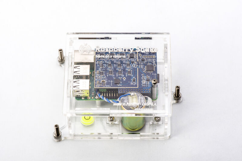 Image of the brilliantly named “Raspberry Shake”, a raspberry pi-powered micro-seismometer.