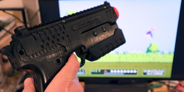 A new $ 110 light gun for the old Duck Hunts: Ars tests an HDTV-compatible option