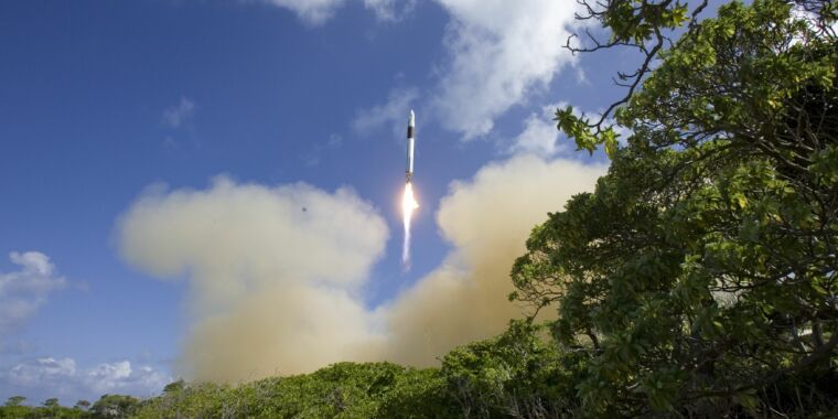 2008 m. Momentas, kai pergalė virto „SpaceX“ kančia