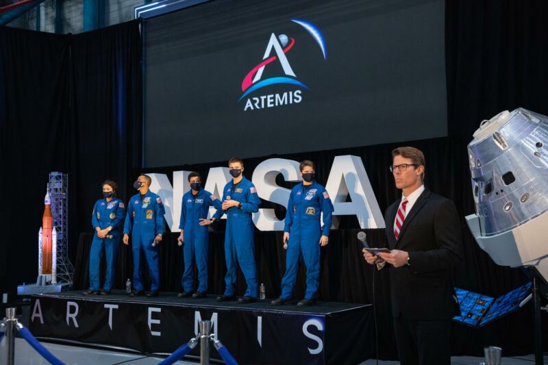 artemis astronauts