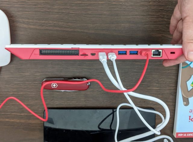 Just to the right of the 40-pin GPIO header, you can see the Pi 400's SD card slot. Want to play with two different distros without the hassle of uninstalling and reinstalling when you switch? Just use two different SD cards!