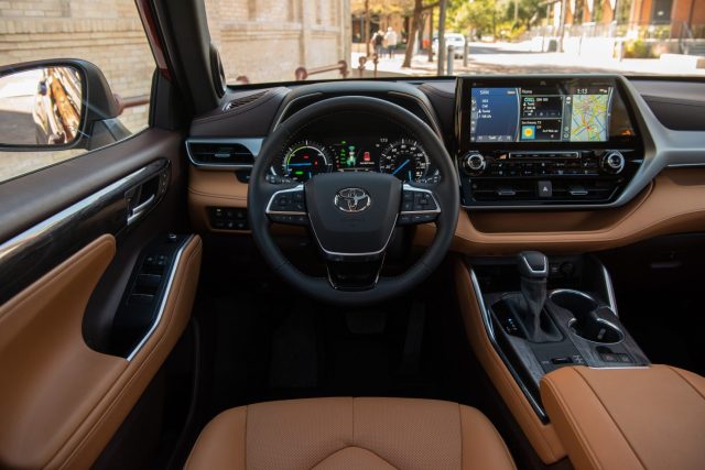 The Toyota Highlander Hybrid Is A Big Three Row With A Buzzy Engine Ars Technica