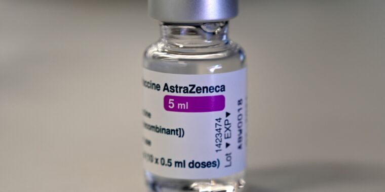 After a dramatic rebuke, AstraZeneca reduces the vaccine’s estimate of effectiveness – somewhat