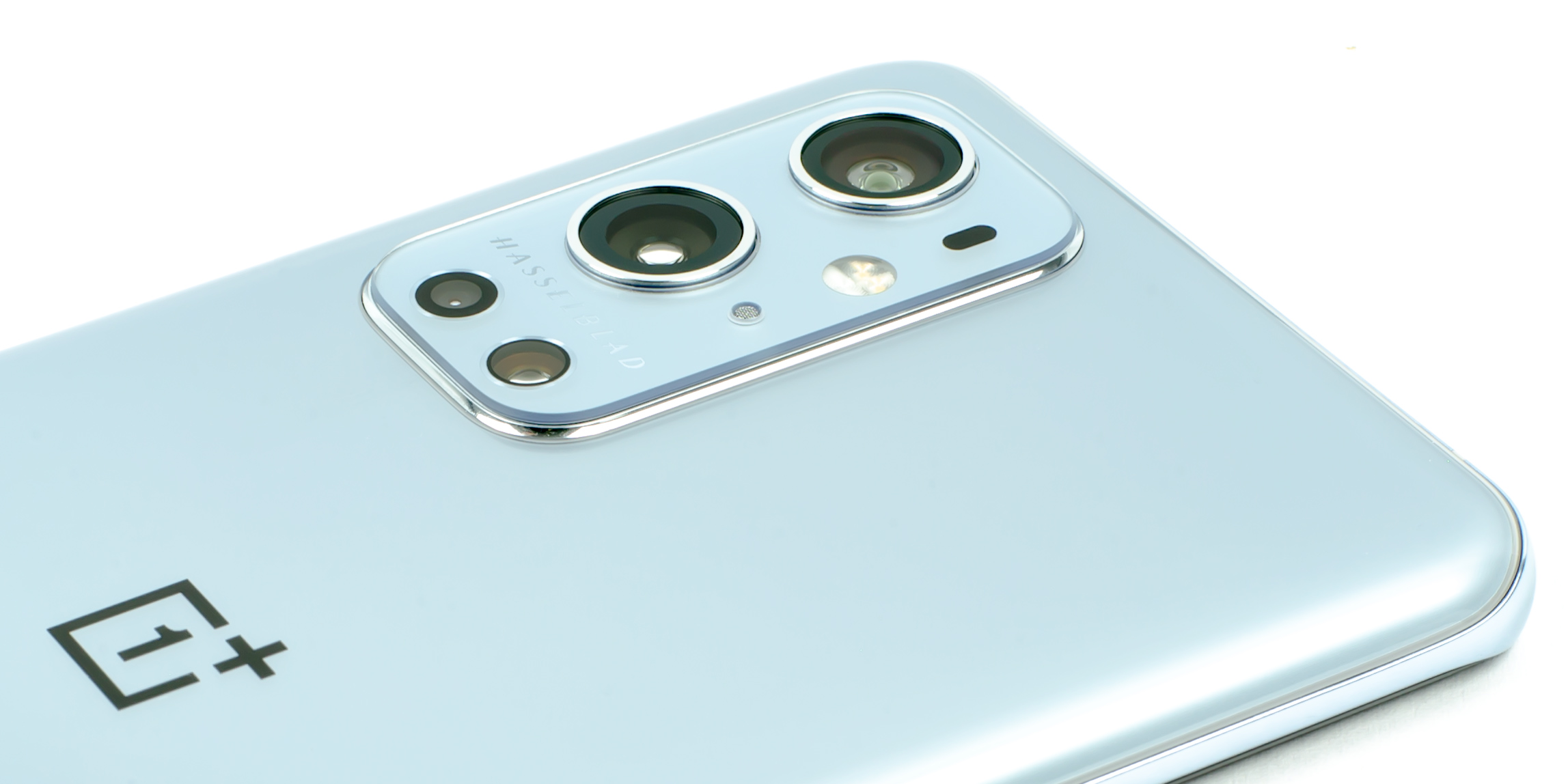スマートフォン本体 OnePlus 9 Pro 写真で見る「OnePlus 9」「9 Pro」--OnePlus史上最高のデザイン