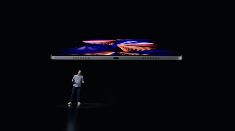 Apple presents the new iPad Pro at its April 20, 2021 event.