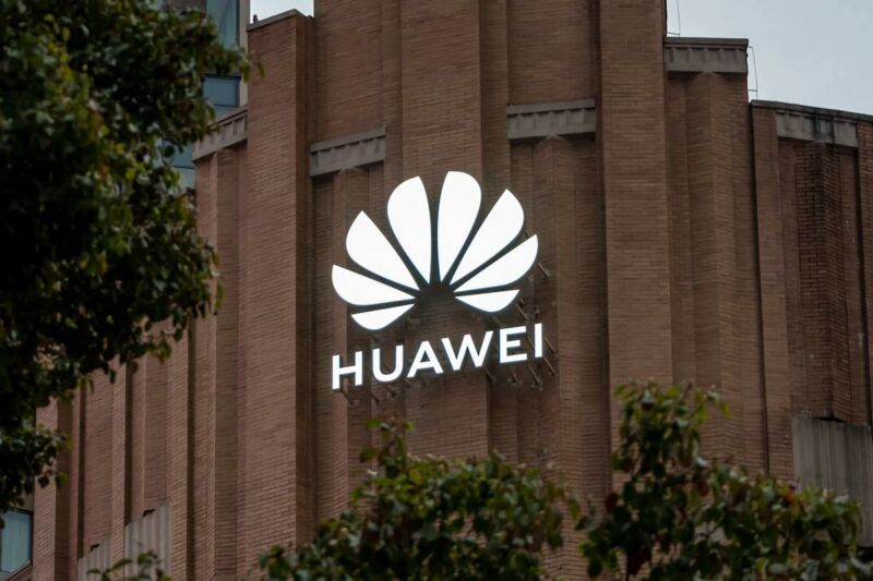 Bug dan masalah kinerja menghambat chip AI Huawei