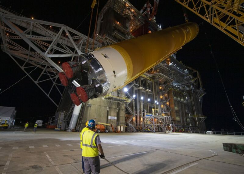 NASA and Boeing work to remove the SLS rocket core stage from its test stand in Mississippi.