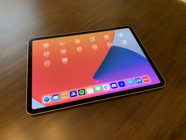 The 2021 11-inch iPad Pro.