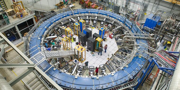 photo of Researchers peek at proprietary data of US particle physics lab Fermilab image