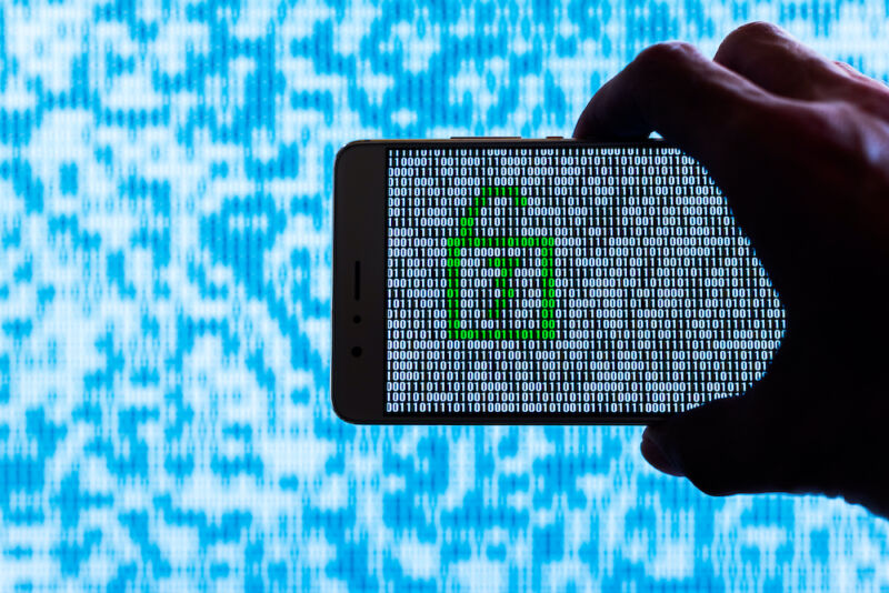 Critical error could have allowed hackers to take over millions of Android devices