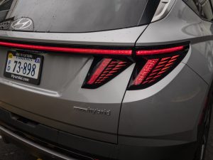 Hyundai Tucson hybrid tail lights