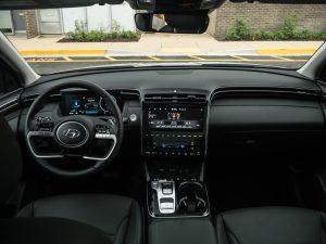 The interior of a Hyundai Tucson Hybrid