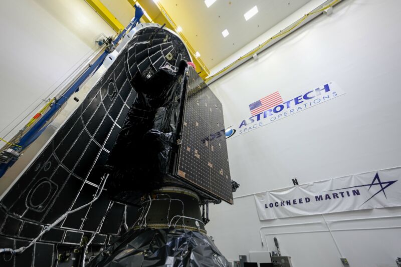 The GPS III SV-05 vehicle is encapsulated in the Falcon 9 rocket's payload fairing.