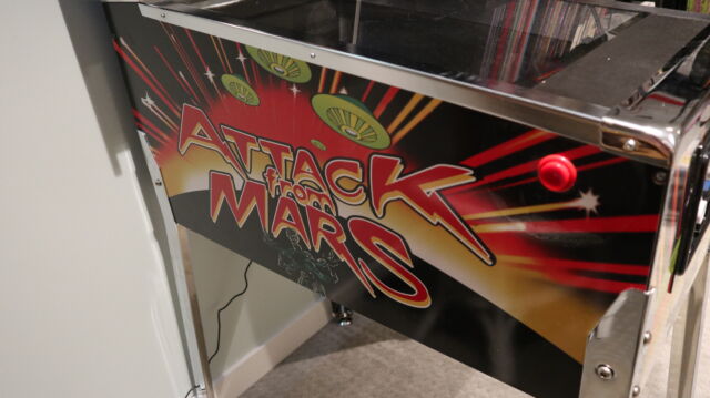 Arcade1Up Attack from Mars Pinball