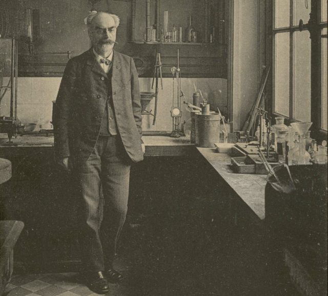 Gabriel Lippmann at the Sorbonne physics research laboratory.